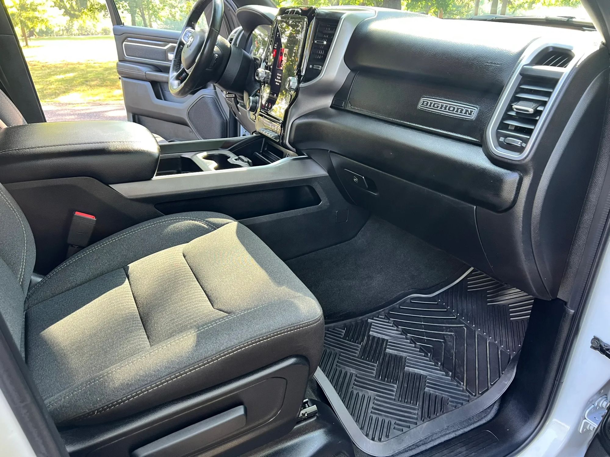ram ram 1500 pickup 2020 1C6SRFFT2LN159930 image ram ram 1500 pickup 2020 1C6SRFFT2LN159930 image